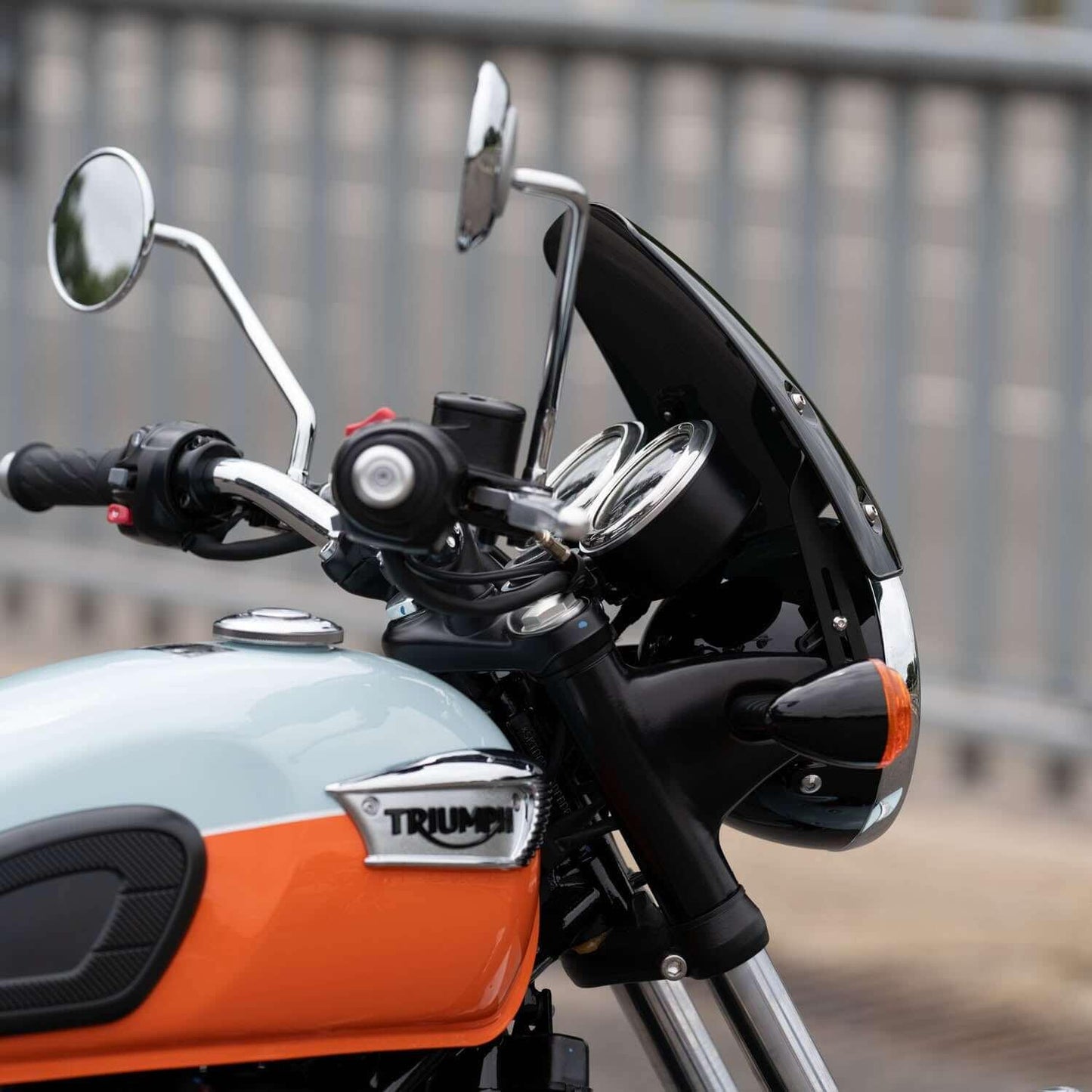Dart Classic S3 Flyscreen for Triumph Bonneville T100 / T120 | Black