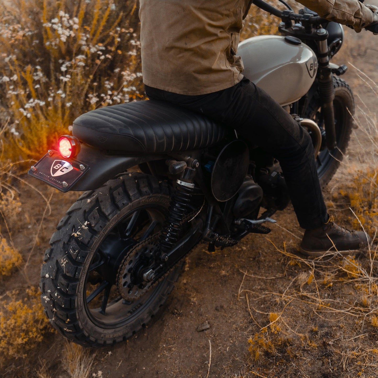 Plug & Play Pan Tail Light for Triumph Bonneville & T100 / Scrambler 900 / Thruxton 900