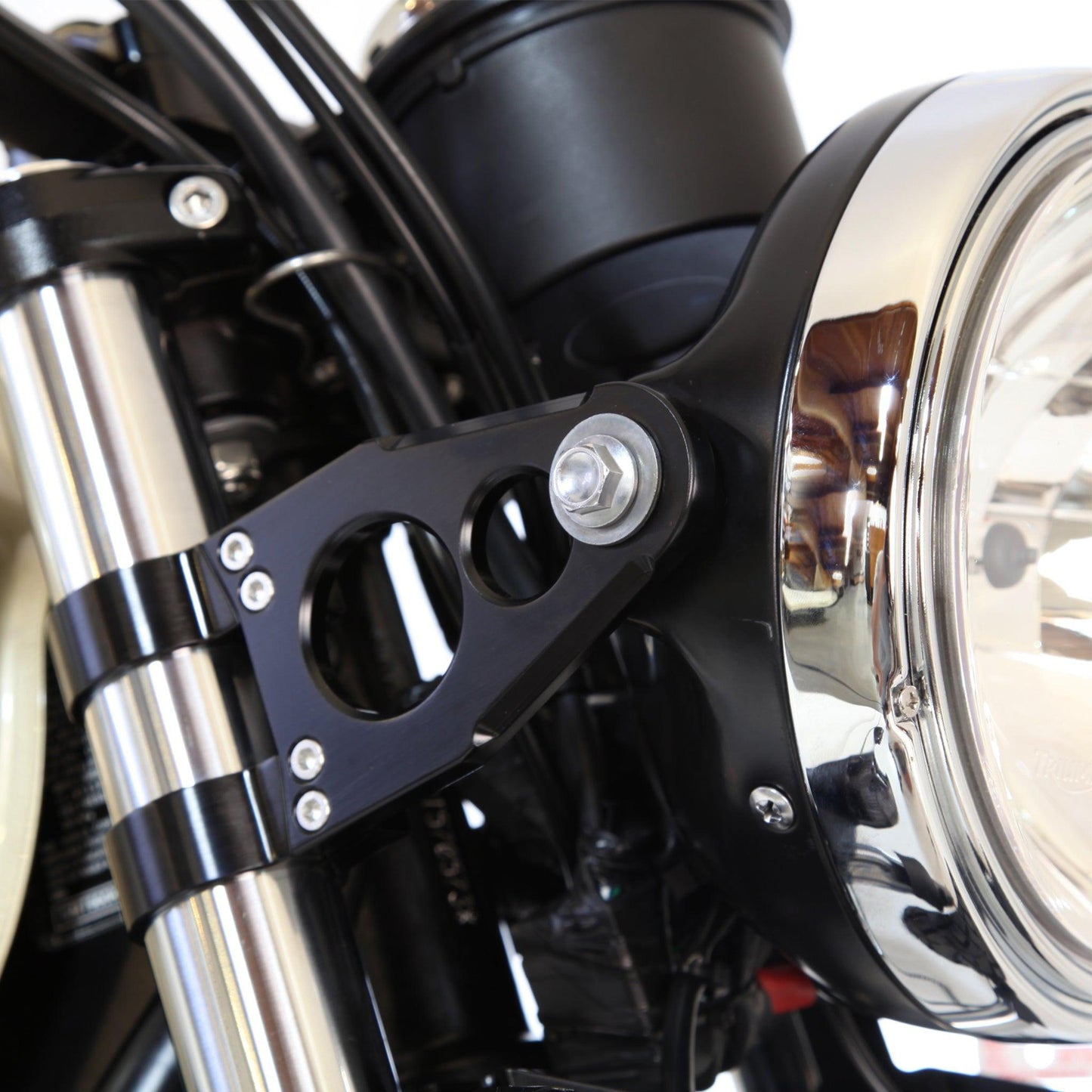 Retro Headlight Ears for Triumph Scrambler 900 (2006-2017)