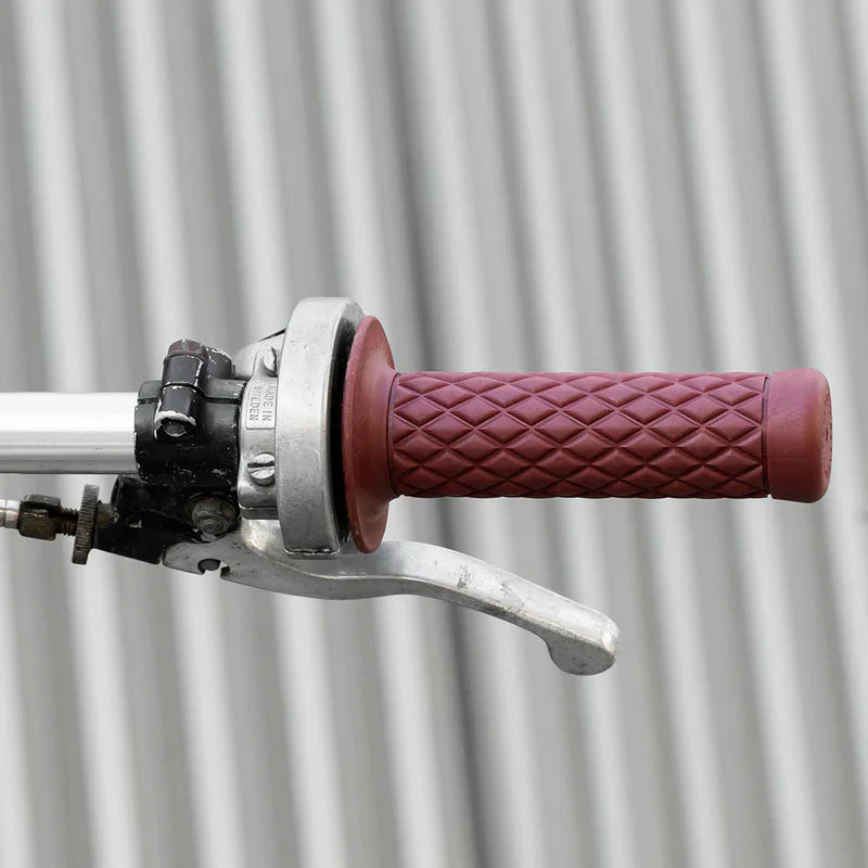 1’’ Biltwell Grip | Thruster | Black, Brown, Grey, Red, or White