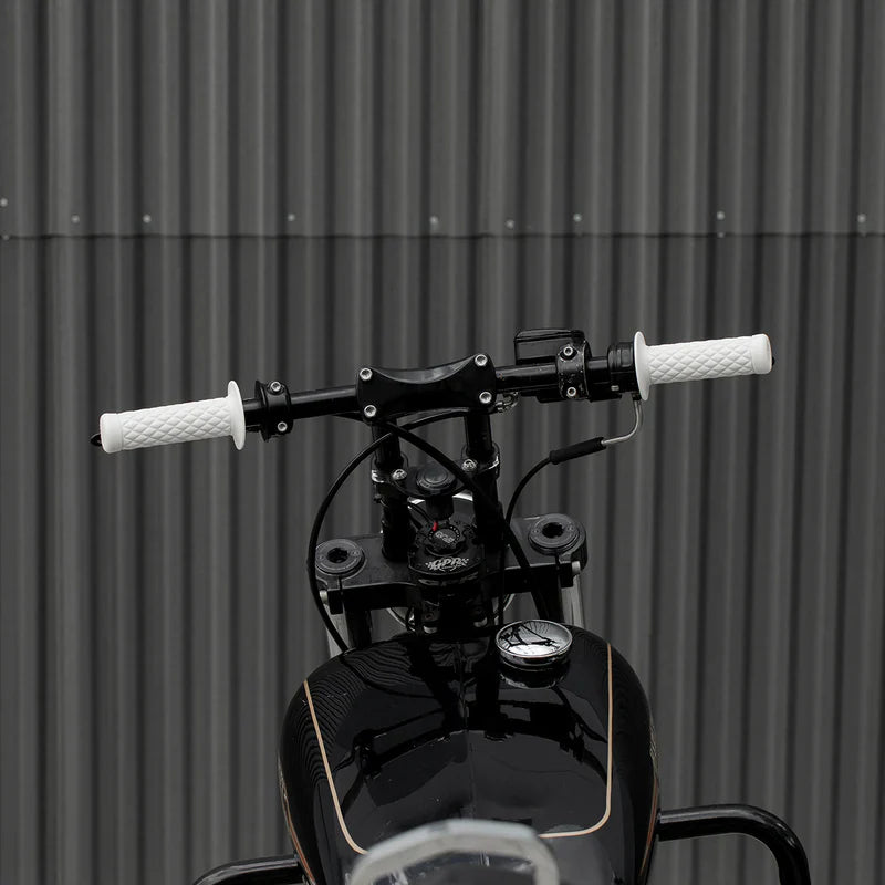 1’’ Biltwell Grip | Thruster | Black, Brown, Grey, Red, or White