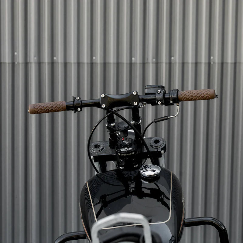 1’’ Biltwell Grip | Torker | Black, Brown, Grey, Red, or White